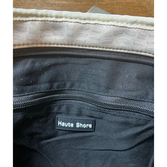 Haute Shore Neoprene Crossbody Purse in Cream Croc Print Adjustable Strap - Picture 7 of 13